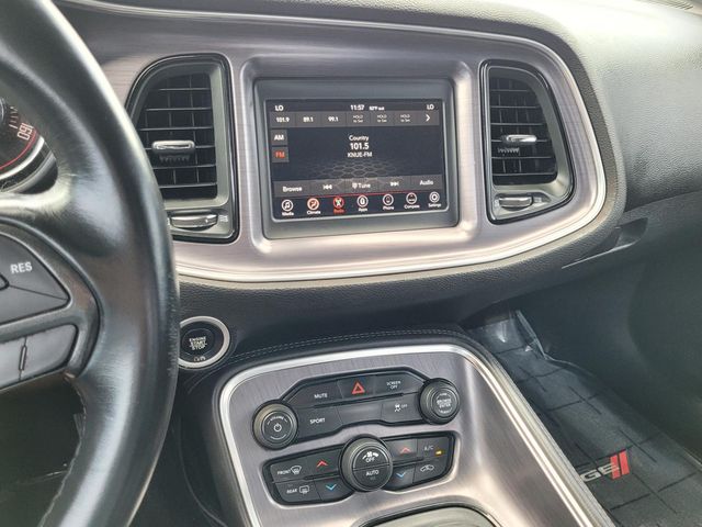 2017 Dodge Challenger R/T - Photo 21