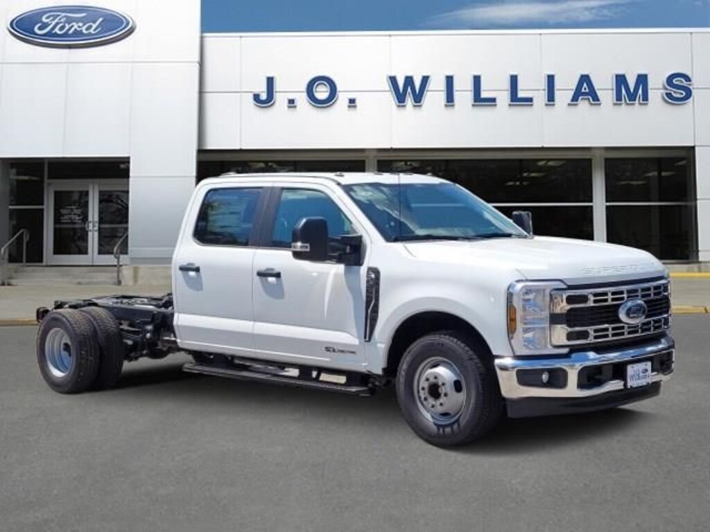 New 2026 Ford F-350SD XL Chassis