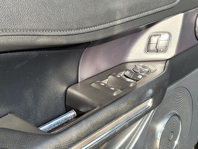 2021 Ford Expedition XLT - Photo 17