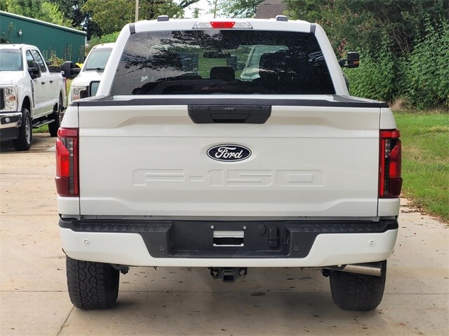 2025 Ford F-150 STX photo 4
