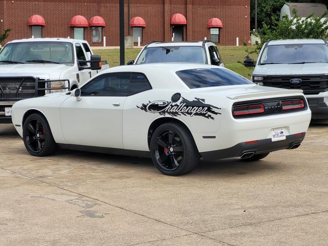 2017 Dodge Challenger R/T - Photo 6