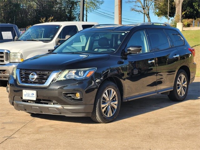 2019 Nissan Pathfinder SL photo 3