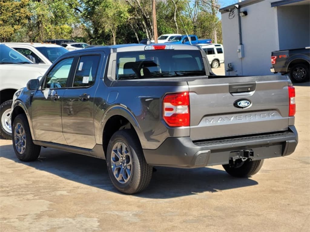 New 2025 Ford Maverick XLT Truck