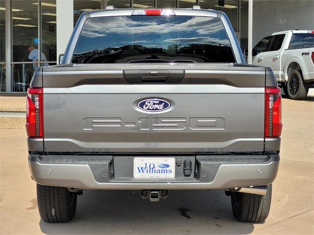 2025 Ford F-150 STX photo 4