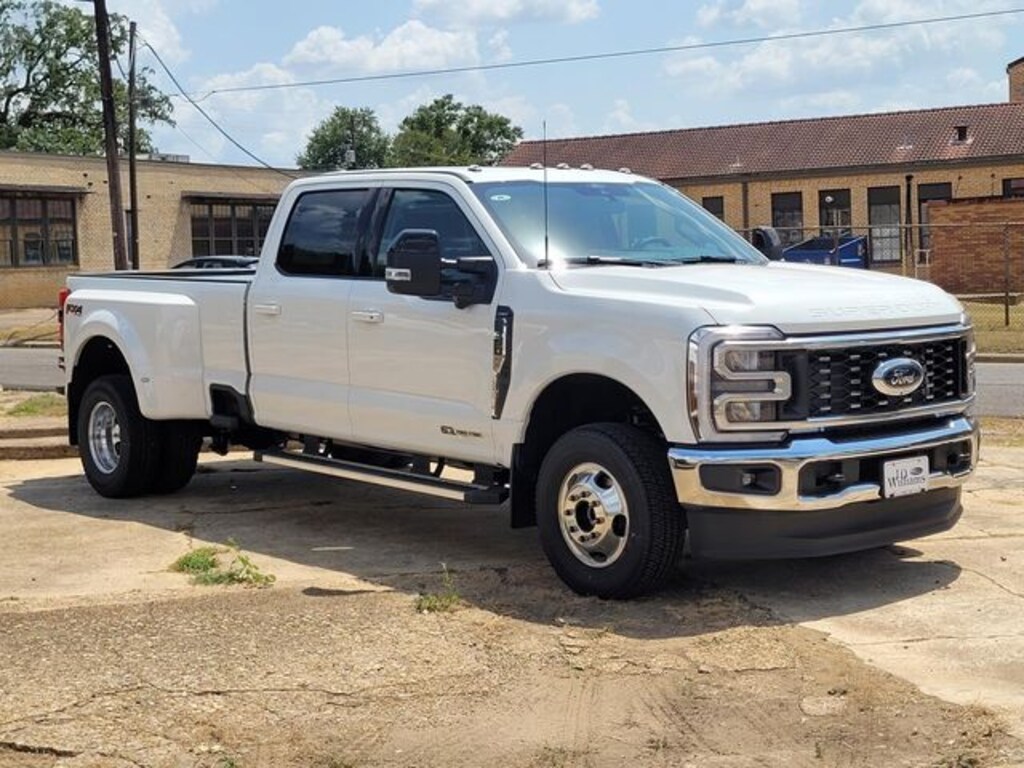 New 2026 Ford F-350SD Lariat Truck