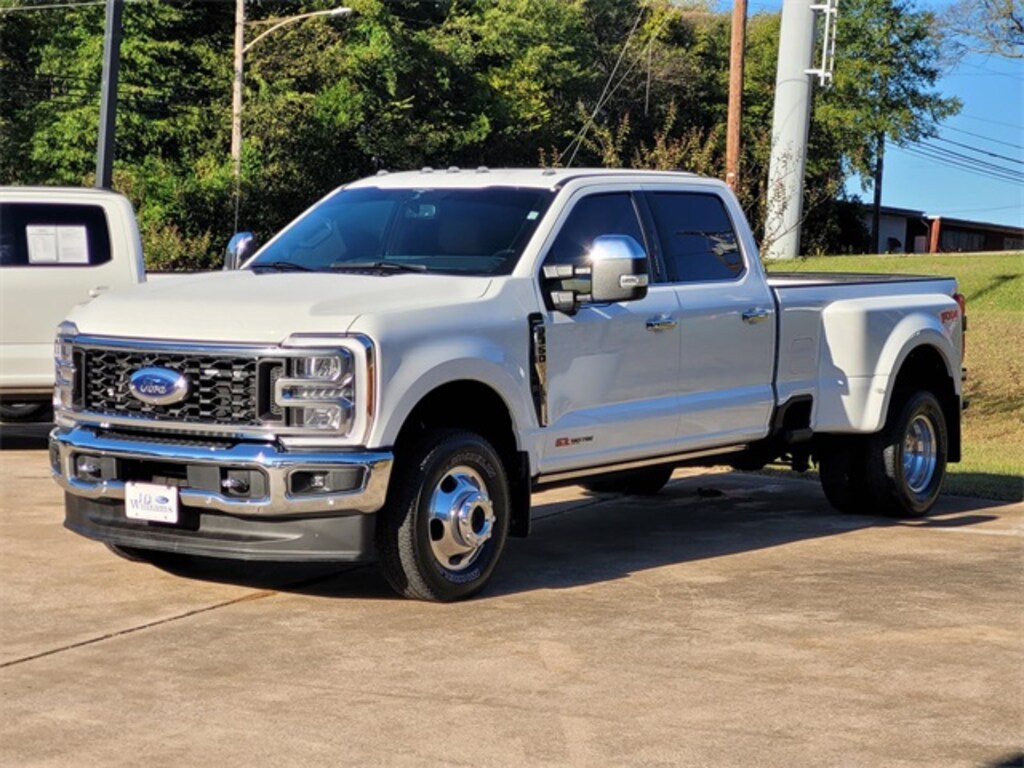Used 2023 Ford F-350SD Lariat Truck