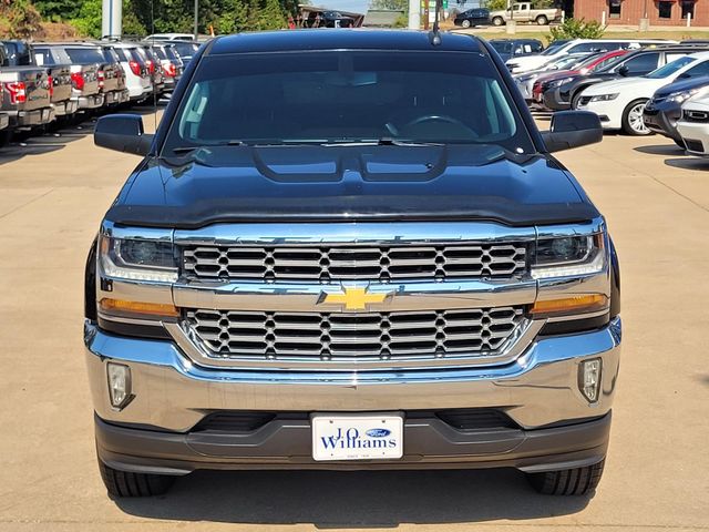 Used 2018 Chevrolet Silverado 1500 LT with VIN 3GCPCRECXJG613219 for sale in Gladewater, TX