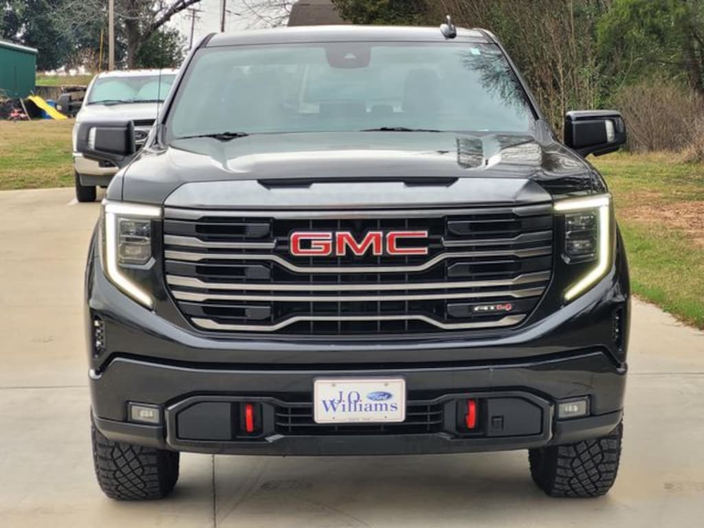 Used 2022 GMC Sierra 1500 AT4 Truck