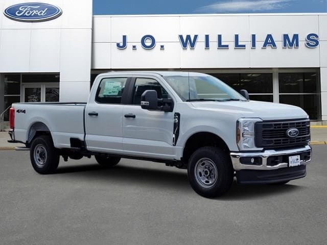 2026 Ford F-250 XL 4x4 Crew Cab 8' Box's photo