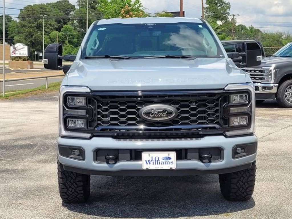New 2026 Ford F-250SD Lariat Truck