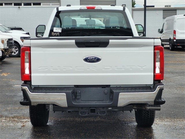 2025 Ford F-250 photo 4