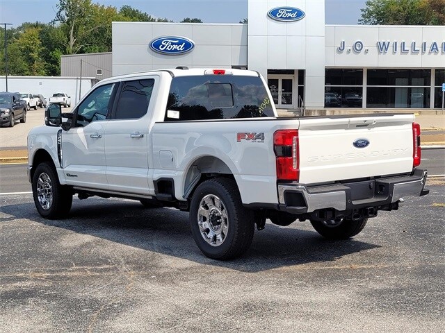 2026 Ford F-250 photo 3