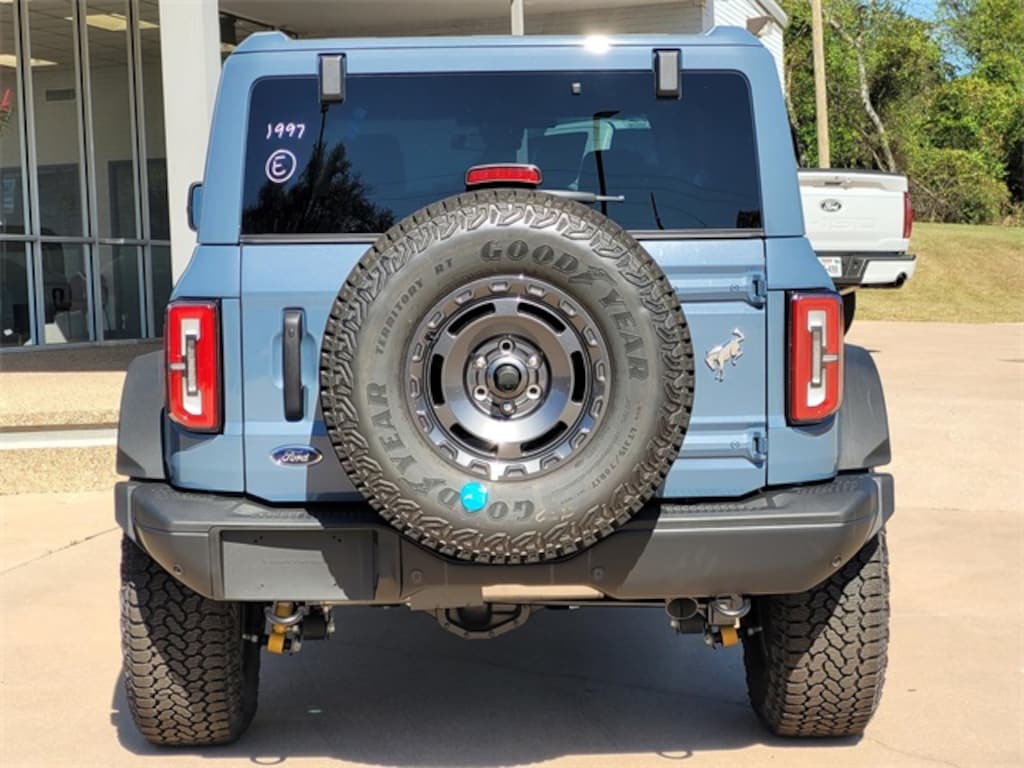 New 2025 Ford Bronco Badlands SUV