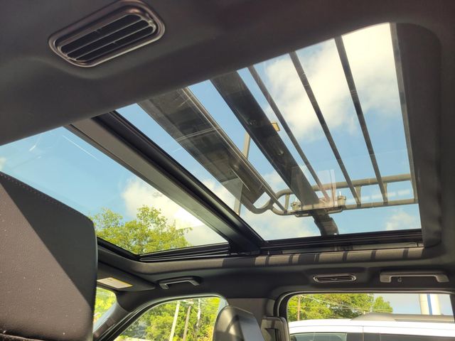 2021 Ford Expedition XLT - Photo 18