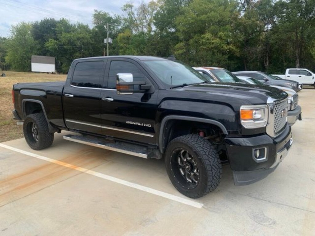 Used 2015 GMC Sierra 2500HD Denali Truck