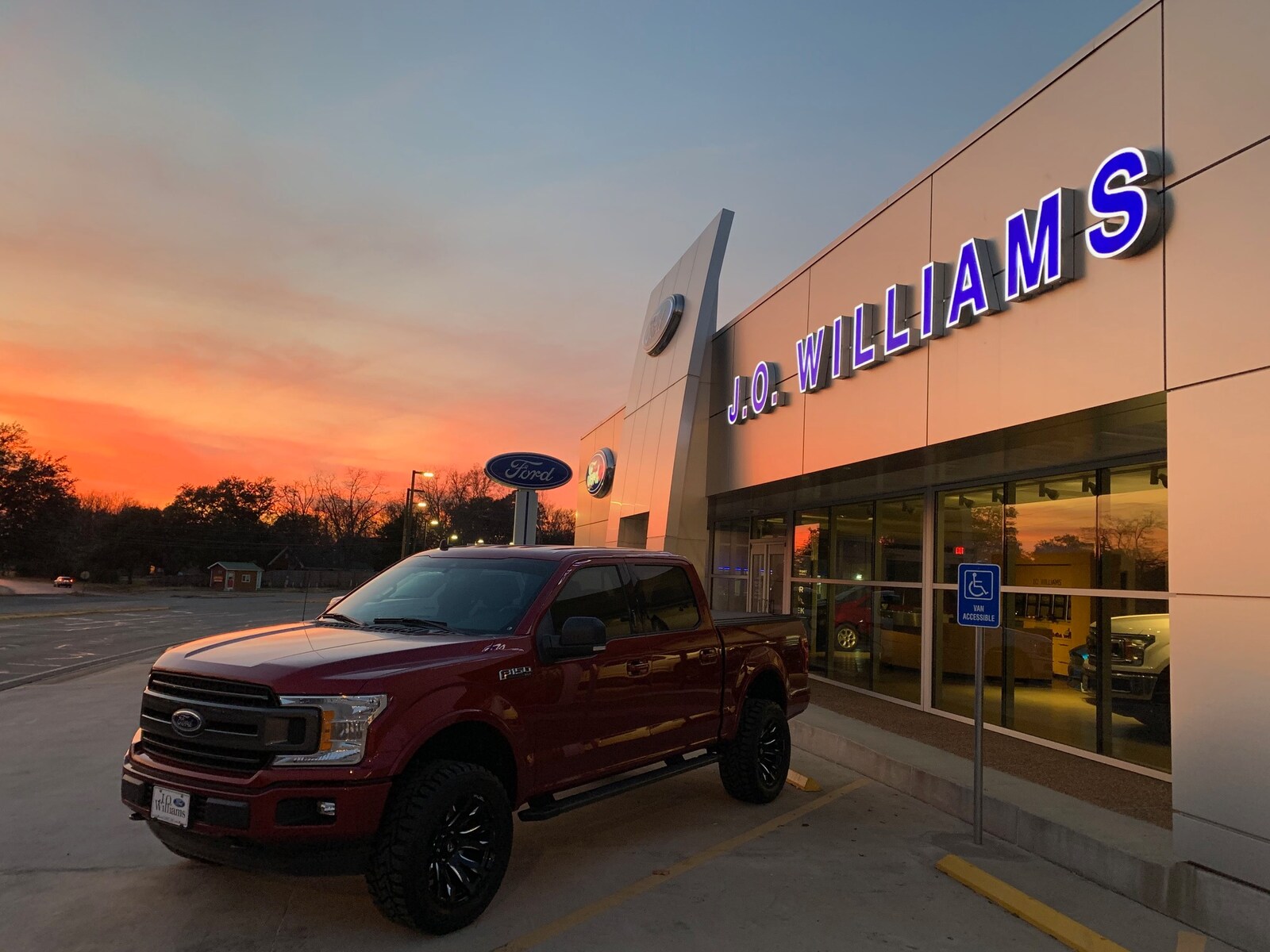 J. O. Williams Motors Ford Dealership in Gladewater TX