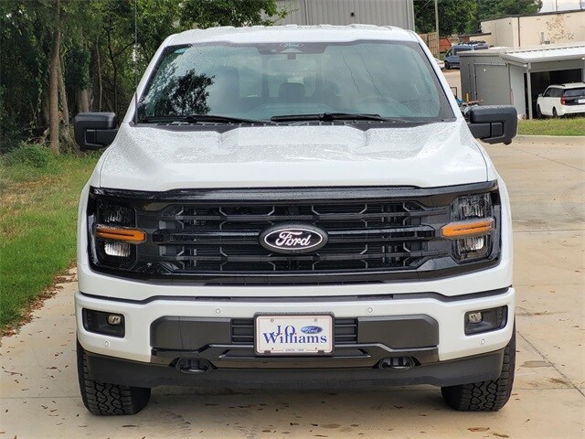 2025 Ford F-150 XLT photo 2