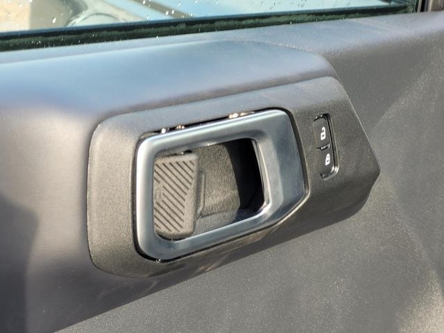 2025 Ford Bronco 4-Door Outer Banks - Photo 11