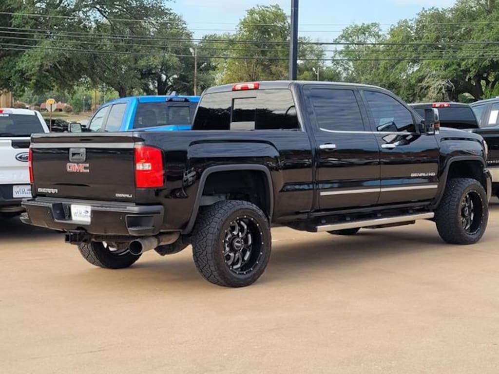 Used 2015 GMC Sierra 2500HD Denali Truck