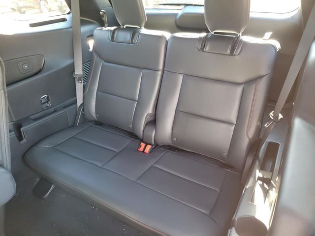 2026 Ford Explorer ST-Line - Photo 12