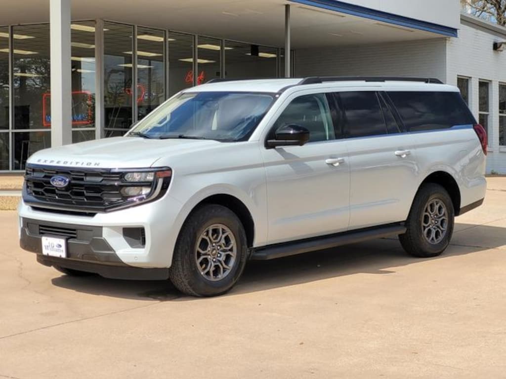 Used 2025 Ford Expedition Max Active SUV
