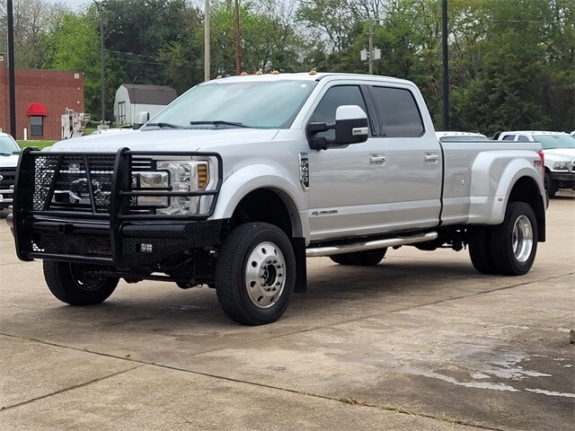 2019 Ford F-450 photo 3
