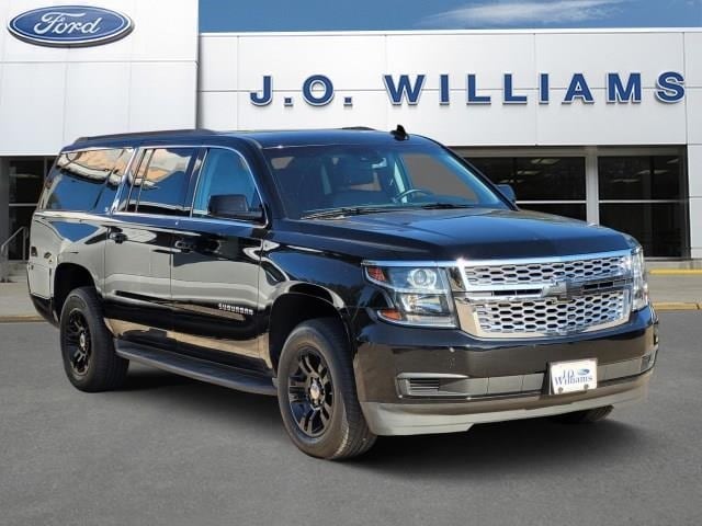 2020 Chevrolet Suburban LT's photo