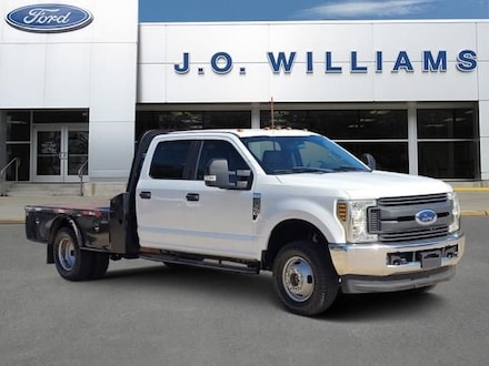 2018 Ford F-350SD XL Chassis