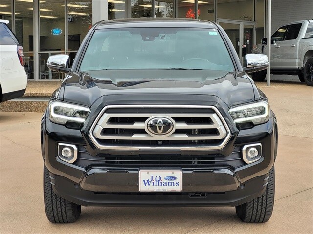 2023 Toyota Tacoma Limited photo 2