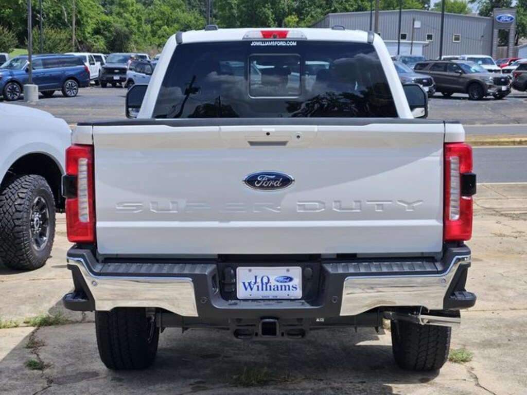 New 2026 Ford F-250SD Lariat Truck