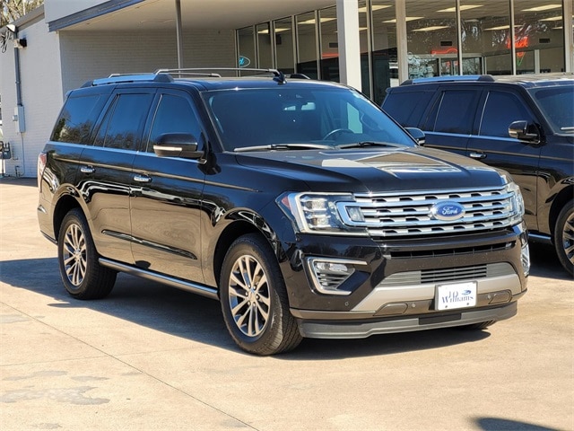 2018 Ford Expedition Limited's photo