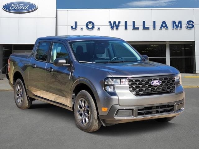 2025 Ford Maverick XLT's photo