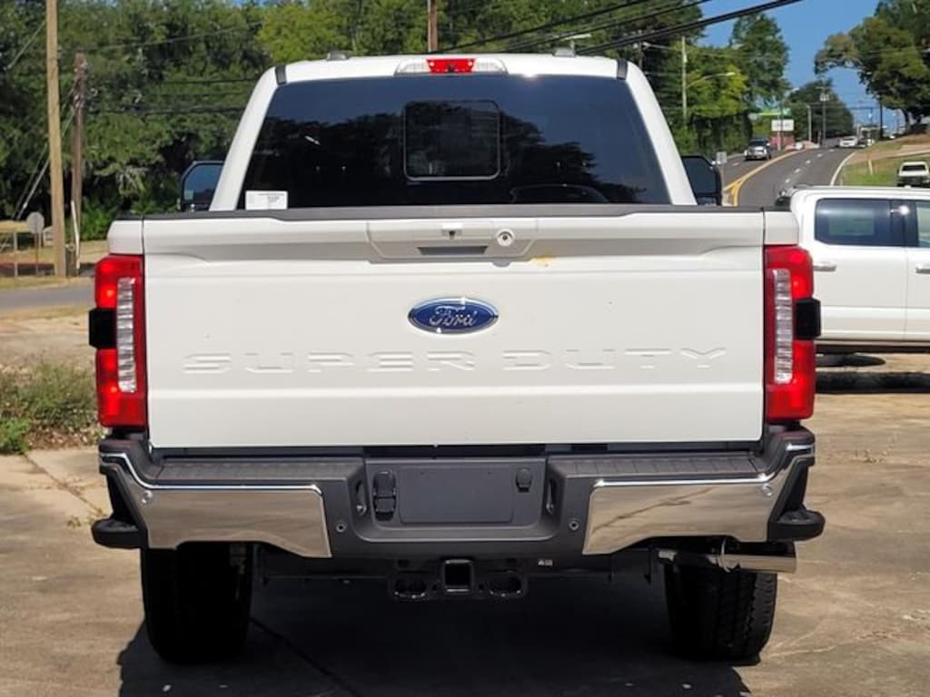 New 2026 Ford F-250SD Lariat Truck