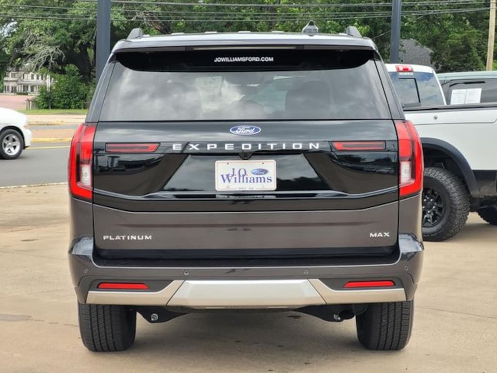Used 2025 Ford Expedition Max Platinum SUV