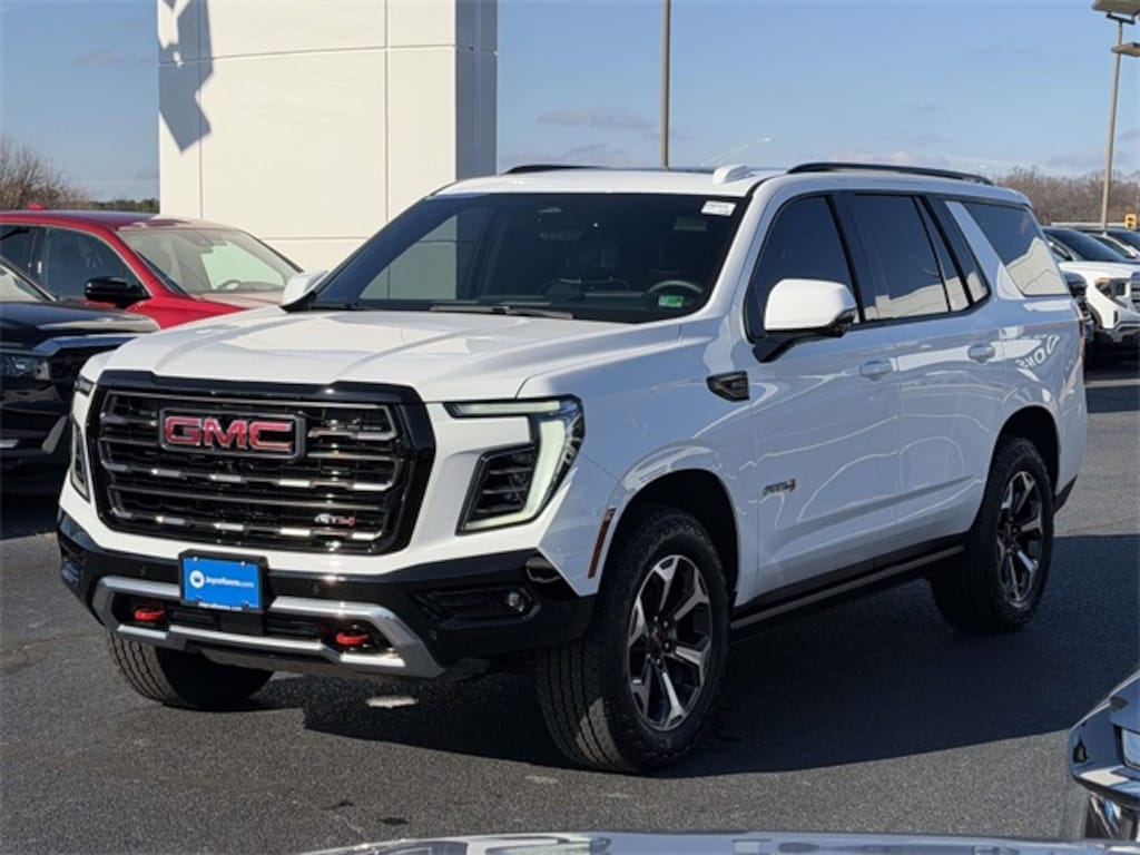 Used 2025 GMC Yukon AT4 Ultimate SUV