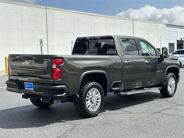 Used 2022 Chevrolet Silverado 3500HD High Country with VIN 1GC4YVEY2NF190524 for sale in Manassas, VA
