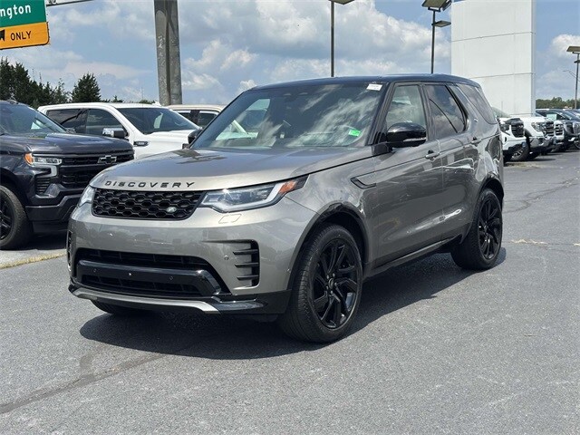 2024 Land Rover Discovery P360 Dynamic SE photo 4