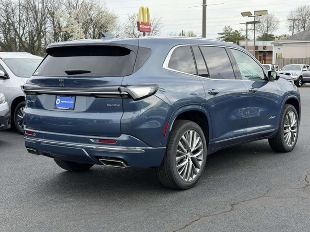 New 2026 Buick Enclave Avenir SUV
