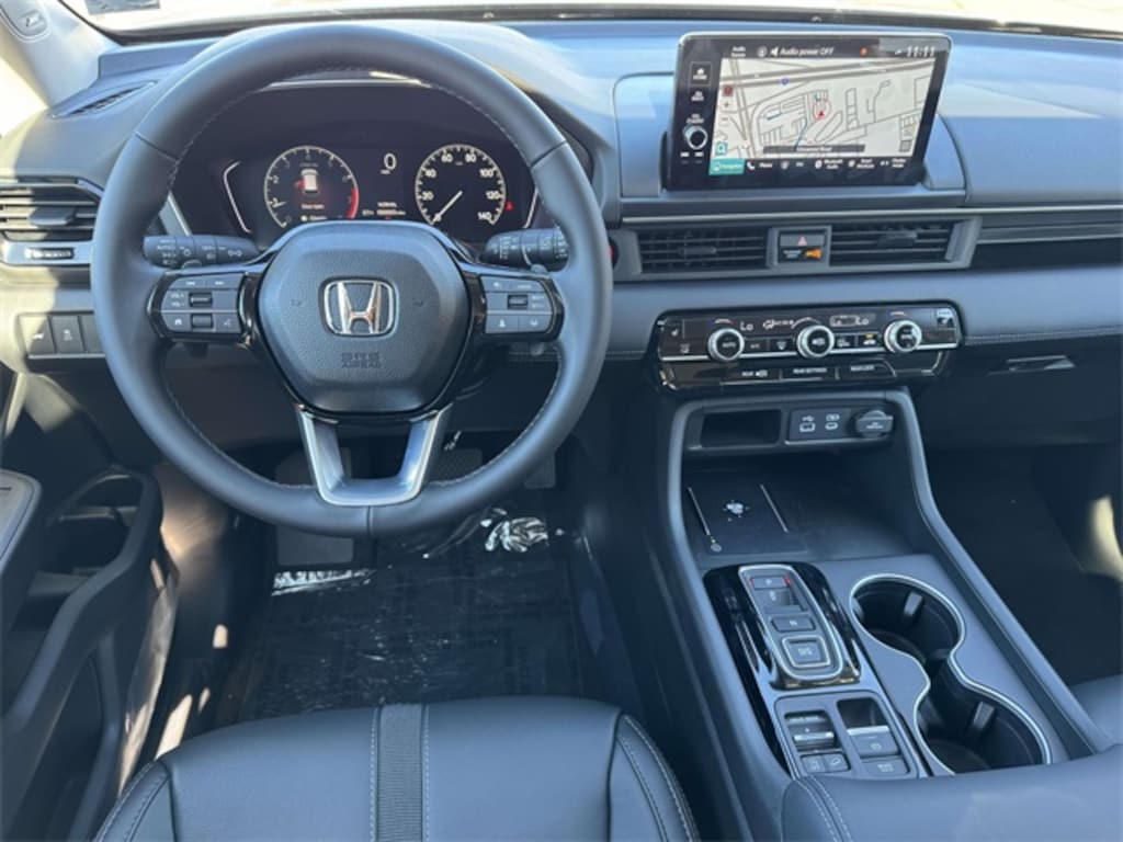 New 2025 Honda Pilot Touring SUV