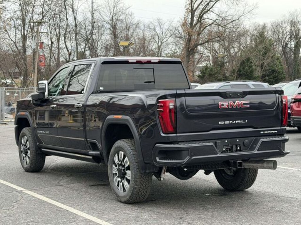 New 2026 GMC Sierra 2500 HD Denali Truck Crew Cab