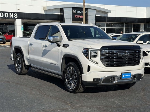 2025 GMC Sierra 1500 Denali Ultimate's photo