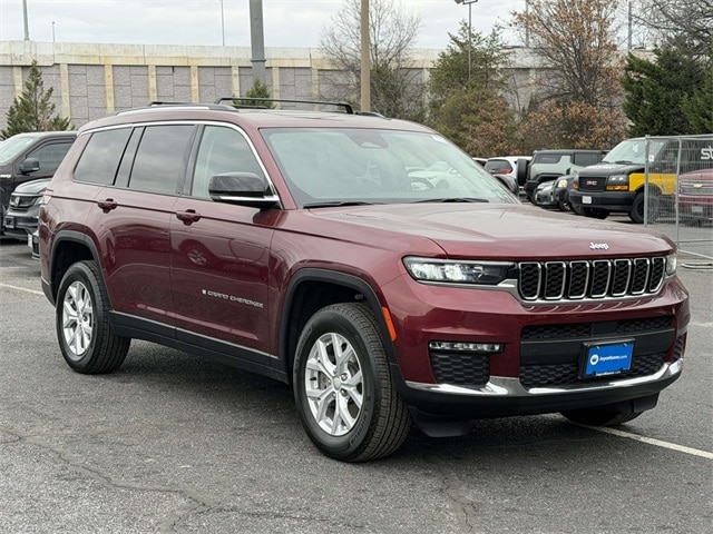 2023 Jeep Grand Cherokee L Limited's photo