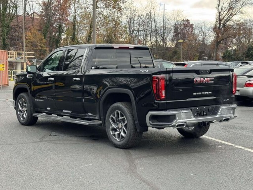 New 2026 GMC Sierra 1500 SLT Truck Crew Cab