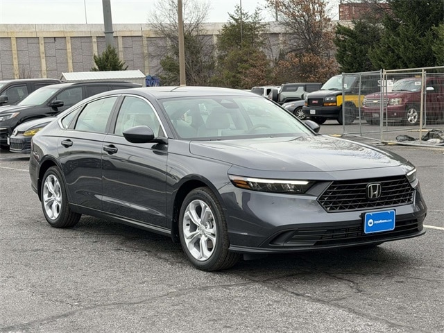 2025 Honda Accord LX's photo