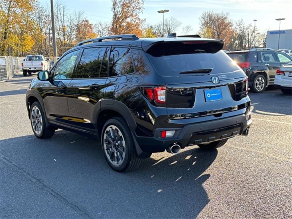 Used 2025 Honda Passport Black Edition SUV