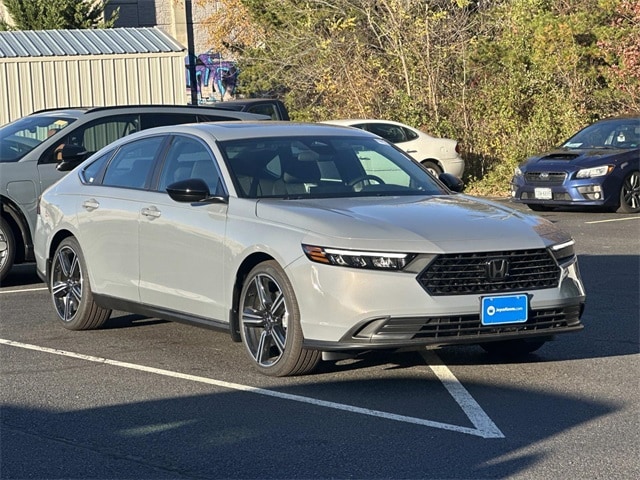 2025 Honda Accord Hybrid Sport's photo