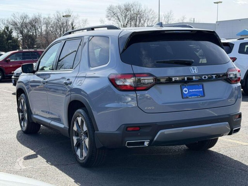 New 2026 Honda Pilot Touring SUV
