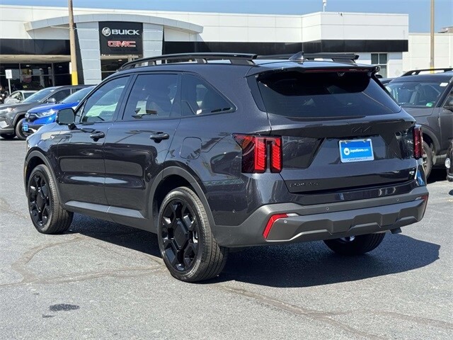 2025 Kia Sorento X-Line SX Prestige photo 2
