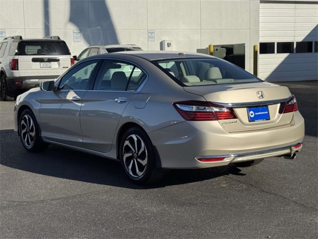 Certified 2017 Honda Accord EX Sedan