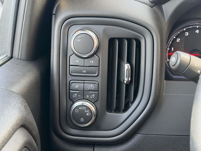 2025 GMC Sierra 2500HD Pro - Photo 13